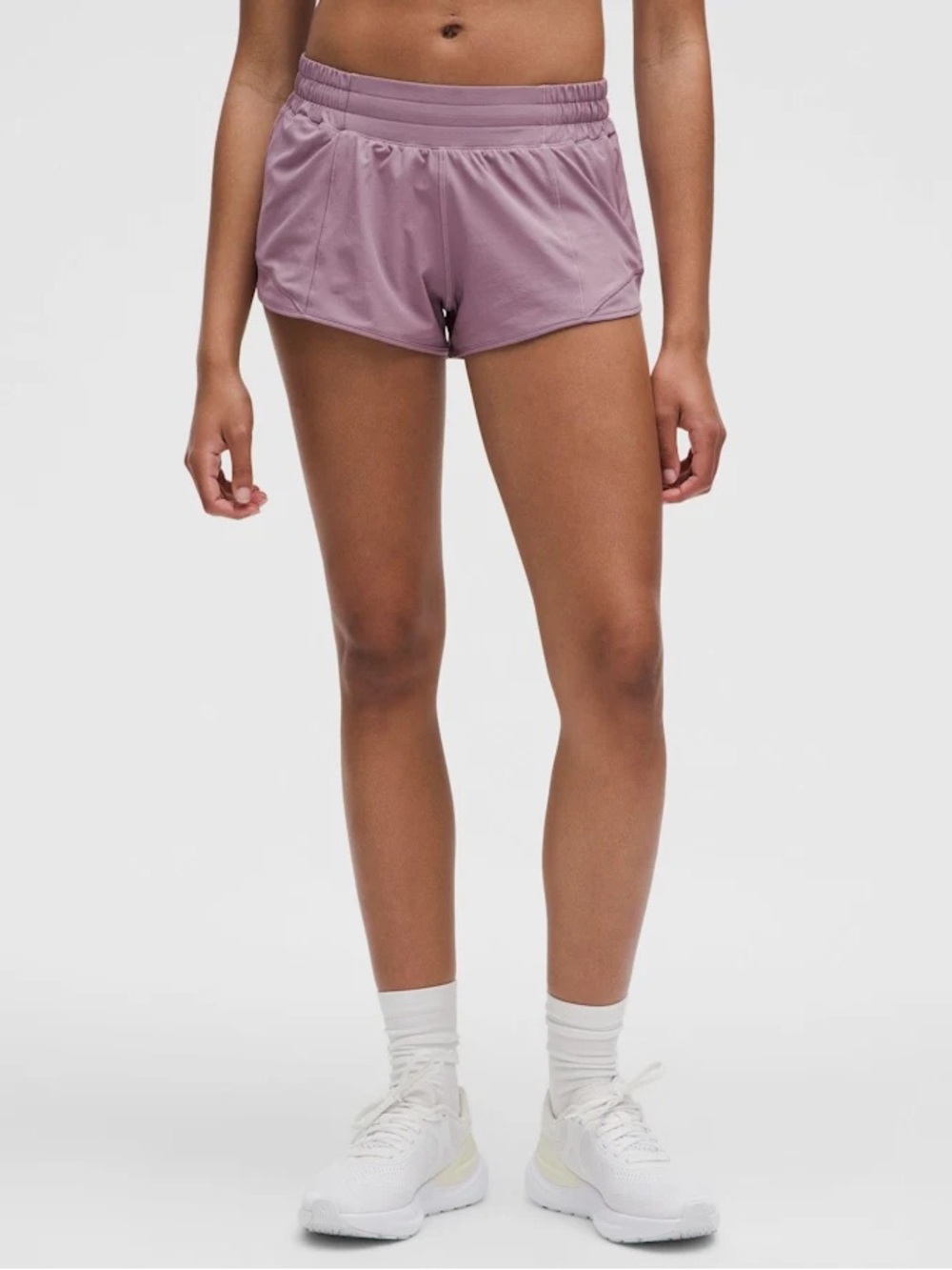 lululemon athletica Rose purple hotty hot shorts 2.5 inch
